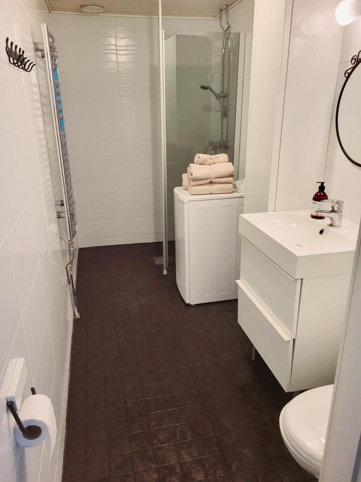 Apartamento Tilava Uudistettu Perheasunto Rovaniemi Exterior foto
