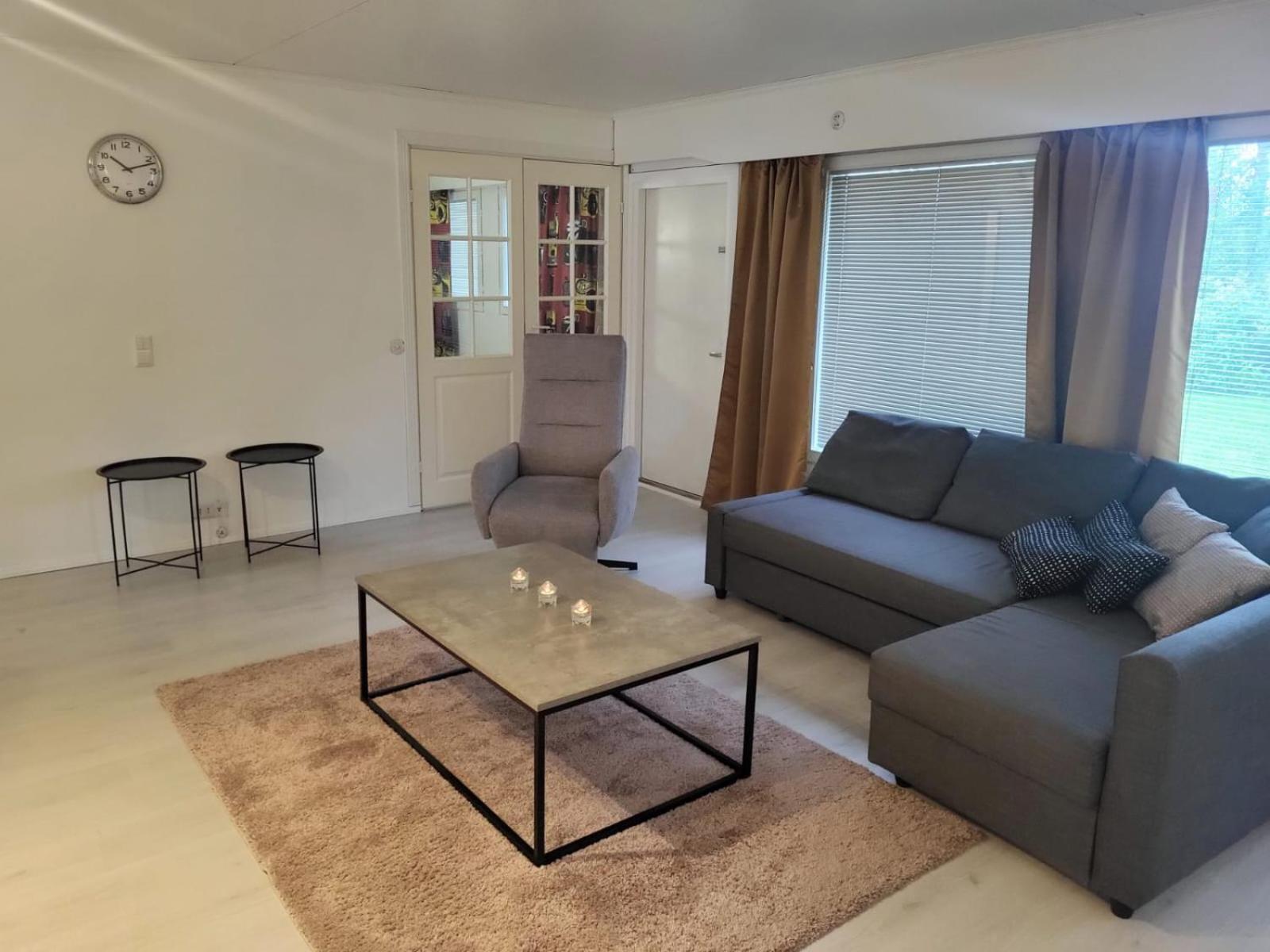 Apartamento Tilava Uudistettu Perheasunto Rovaniemi Exterior foto